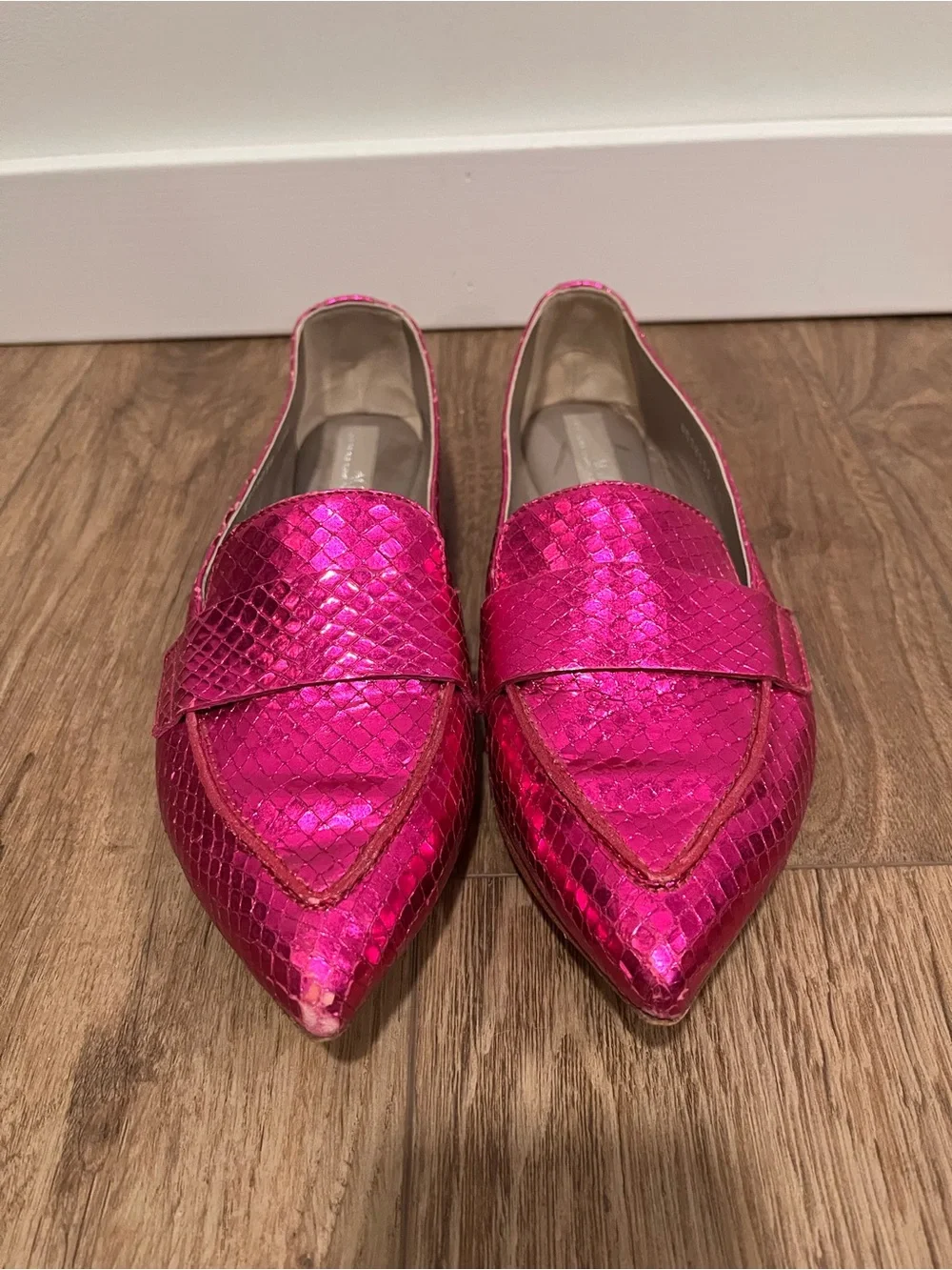 AGL softy pointy toe moccasin loafer Fuschia snake - Picture 6 of 16
